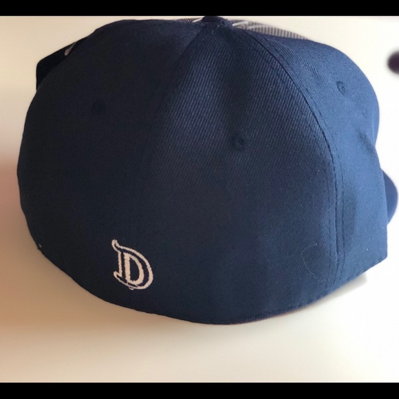 HowD GENUINE EMBROIDERED DALLAS RETRO HAT FLAT RIM - Picture 8 of 8